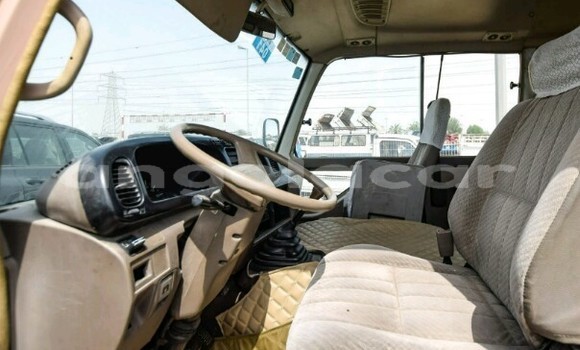 Acheter Neuf Voiture Toyota Coaster Autre à Luanda, Province de Luanda Acheter Neuf Voiture Toyota Coaster Autre à Luanda, Province de Luanda