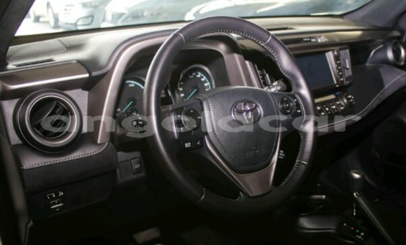 Buy New Toyota RAV4 White Car in Luanda in Luanda Province Buy New Toyota RAV4 White Car in Luanda in Luanda Province