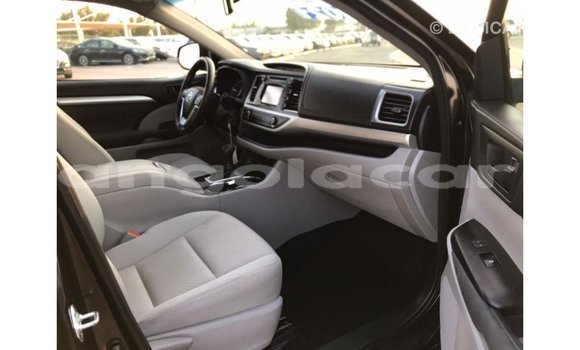Comprar Importar Toyota Highlander Preto Carro em Import - Dubai em Bengo Province Comprar Importar Toyota Highlander Preto Carro em Import - Dubai em Bengo Province