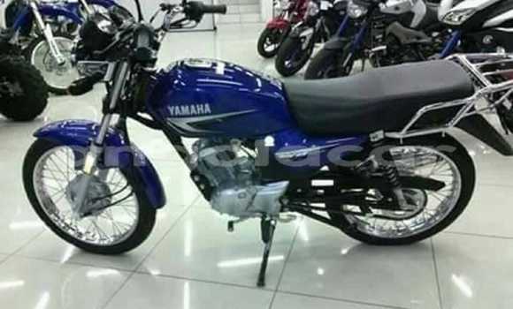 Comprar Novo Yamaha YD Azul Moto em Caxito em Bengo Comprar Novo Yamaha YD Azul Moto em Caxito em Bengo