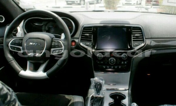 Acheter Neuf Voiture Jeep Grand Cherokee Noir à Luanda, Province de Luanda Acheter Neuf Voiture Jeep Grand Cherokee Noir à Luanda, Province de Luanda