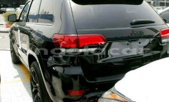 Acheter Neuf Voiture Jeep Grand Cherokee Noir à Luanda, Province de Luanda Acheter Neuf Voiture Jeep Grand Cherokee Noir à Luanda, Province de Luanda