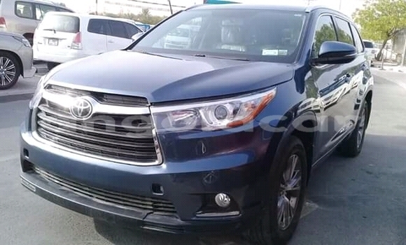 Buy New Toyota Highlander Blue Car in Luanda in Luanda Province Buy New Toyota Highlander Blue Car in Luanda in Luanda Province