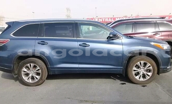 Buy New Toyota Highlander Blue Car in Luanda in Luanda Province Buy New Toyota Highlander Blue Car in Luanda in Luanda Province