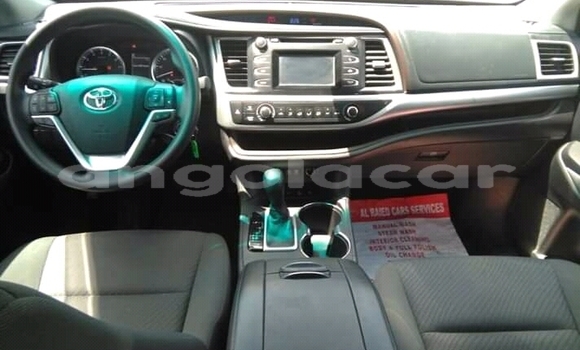 Comprar Novo Toyota Highlander Outro Carro em Luanda em Luanda Province Comprar Novo Toyota Highlander Outro Carro em Luanda em Luanda Province