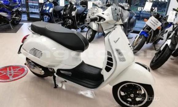 Comprar Novo Vespa SUPER Branco Moto em Luanda em Luanda Province Comprar Novo Vespa SUPER Branco Moto em Luanda em Luanda Province