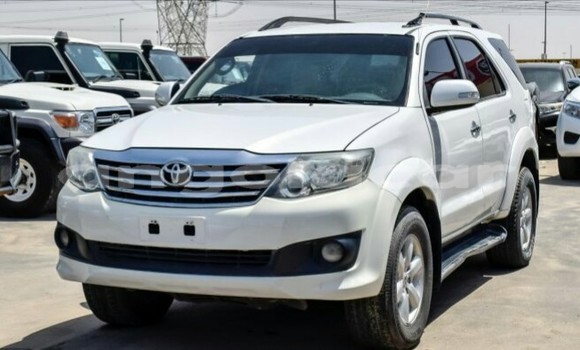 Comprar Novo Toyota Fortuner Branco Carro em Luanda em Luanda Province Comprar Novo Toyota Fortuner Branco Carro em Luanda em Luanda Province
