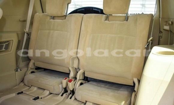 Buy New Toyota Prado White Car in Luanda in Luanda Province Buy New Toyota Prado White Car in Luanda in Luanda Province
