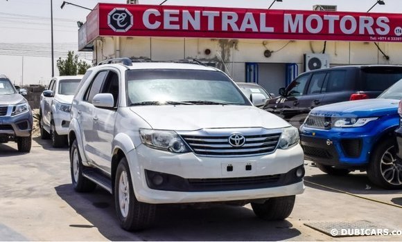 Comprar Novo Toyota Fortuner Branco Carro em Luanda em Luanda Province Comprar Novo Toyota Fortuner Branco Carro em Luanda em Luanda Province