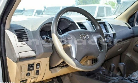 Comprar Novo Toyota Fortuner Branco Carro em Luanda em Luanda Province Comprar Novo Toyota Fortuner Branco Carro em Luanda em Luanda Province