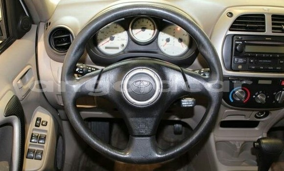 Acheter Neuf Voiture Toyota RAV4 Blanc à Luanda, Province de Luanda Acheter Neuf Voiture Toyota RAV4 Blanc à Luanda, Province de Luanda