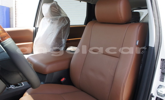 Comprar Usado Toyota Sequoia Branco Carro em Luanda em Luanda Province Comprar Usado Toyota Sequoia Branco Carro em Luanda em Luanda Province