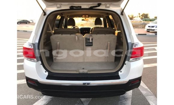 Comprar Importar Toyota Highlander Branco Carro em Import - Dubai em Bengo Province Comprar Importar Toyota Highlander Branco Carro em Import - Dubai em Bengo Province
