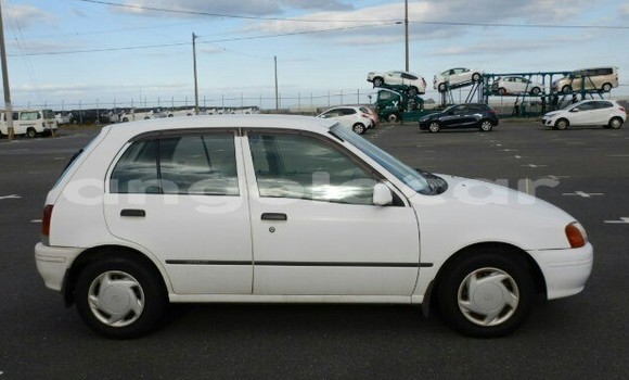 Comprar Usado Toyota Starlet Branco Carro em Luanda em Luanda Province Comprar Usado Toyota Starlet Branco Carro em Luanda em Luanda Province