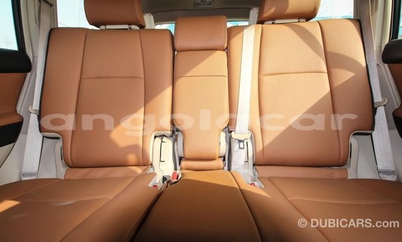 Comprar Importar Toyota Prado Branco Carro em Import - Dubai em Bengo Province Comprar Importar Toyota Prado Branco Carro em Import - Dubai em Bengo Province
