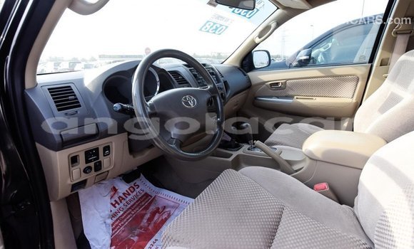 Comprar Importar Toyota Fortuner Preto Carro em Import - Dubai em Bengo Province Comprar Importar Toyota Fortuner Preto Carro em Import - Dubai em Bengo Province
