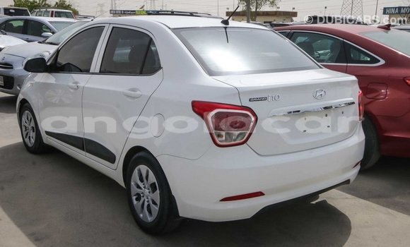Comprar Importar Hyundai i10 Branco Carro em Import - Dubai em Bengo Province Comprar Importar Hyundai i10 Branco Carro em Import - Dubai em Bengo Province