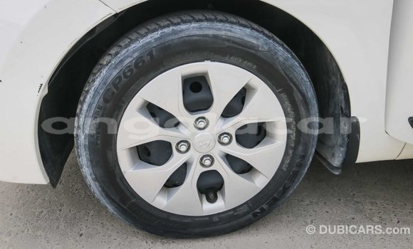 Comprar Importar Hyundai i10 Branco Carro em Import - Dubai em Bengo Province Comprar Importar Hyundai i10 Branco Carro em Import - Dubai em Bengo Province