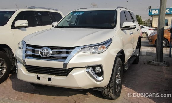Buy Import Toyota Fortuner White Car in Import - Dubai in Bengo Province Buy Import Toyota Fortuner White Car in Import - Dubai in Bengo Province