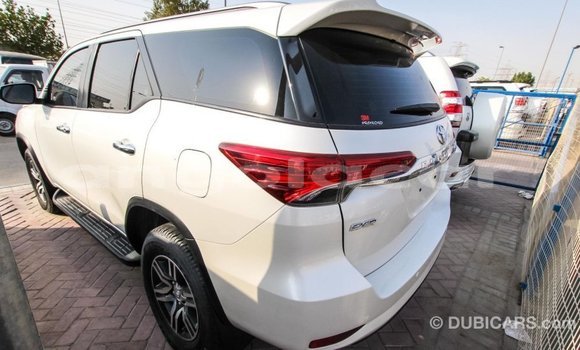 Buy Import Toyota Fortuner White Car in Import - Dubai in Bengo Province Buy Import Toyota Fortuner White Car in Import - Dubai in Bengo Province