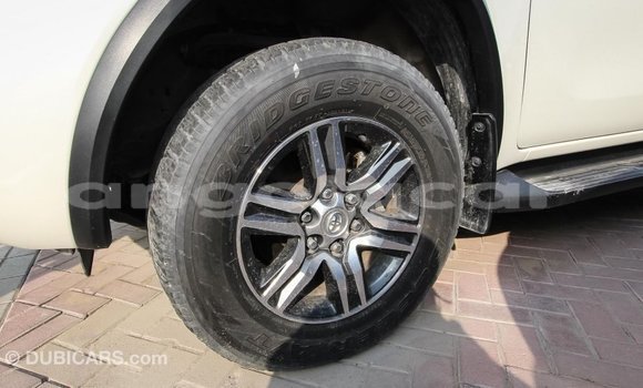 Buy Import Toyota Fortuner White Car in Import - Dubai in Bengo Province Buy Import Toyota Fortuner White Car in Import - Dubai in Bengo Province