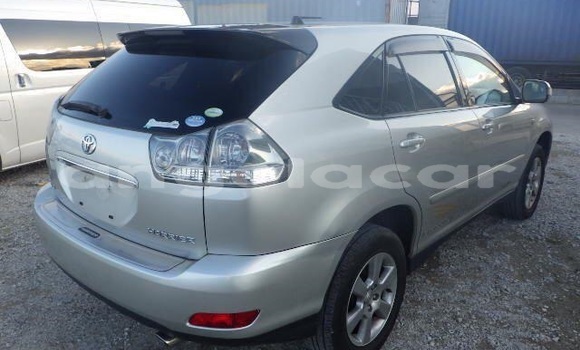 Comprar Usado Toyota Harrier Branco Carro em Luanda em Luanda Province Comprar Usado Toyota Harrier Branco Carro em Luanda em Luanda Province