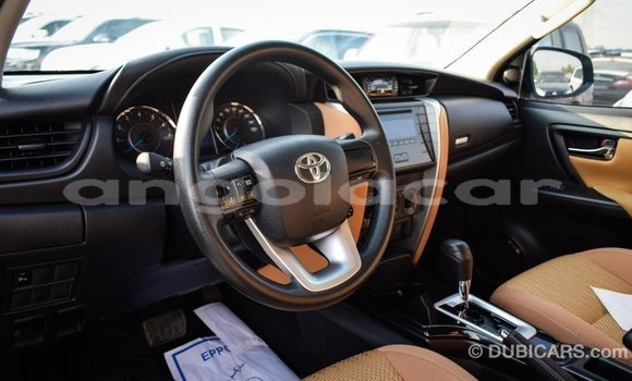 Comprar Importar Toyota Fortuner Branco Carro em Import - Dubai em Bengo Province Comprar Importar Toyota Fortuner Branco Carro em Import - Dubai em Bengo Province