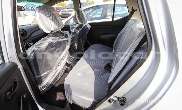 Comprar Importar Hyundai i10 Outro Carro em Import - Dubai em Bengo Province Comprar Importar Hyundai i10 Outro Carro em Import - Dubai em Bengo Province