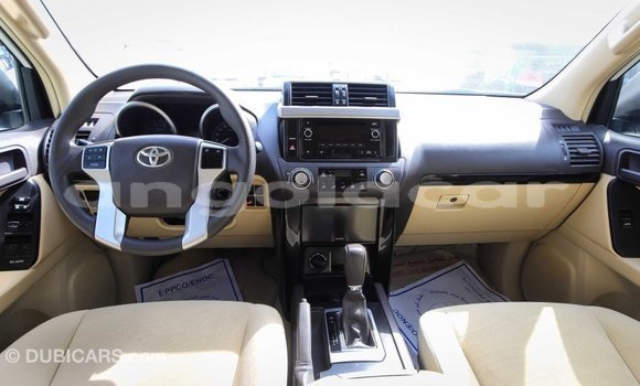 Comprar Importar Toyota Prado Branco Carro em Import - Dubai em Bengo Province Comprar Importar Toyota Prado Branco Carro em Import - Dubai em Bengo Province