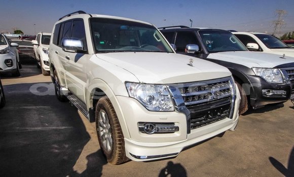 Buy Import Mitsubishi Pajero White Car in Import - Dubai in Bengo Province Buy Import Mitsubishi Pajero White Car in Import - Dubai in Bengo Province