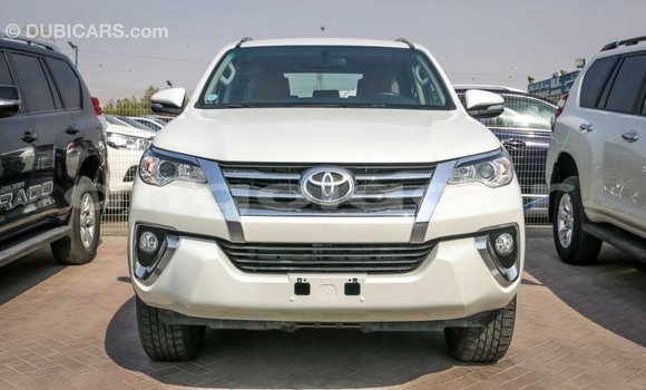 Comprar Importar Toyota Fortuner Branco Carro em Import - Dubai em Bengo Province Comprar Importar Toyota Fortuner Branco Carro em Import - Dubai em Bengo Province