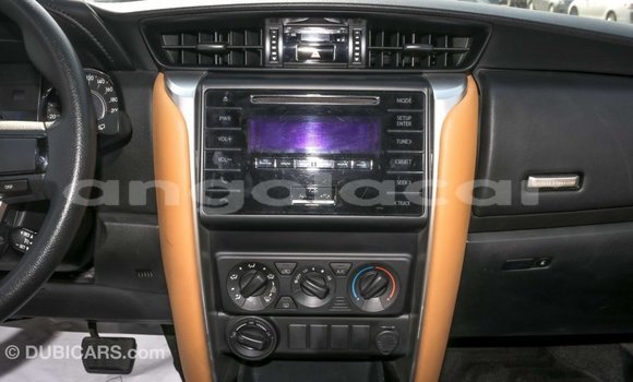 Comprar Importar Toyota Fortuner Branco Carro em Import - Dubai em Bengo Province Comprar Importar Toyota Fortuner Branco Carro em Import - Dubai em Bengo Province