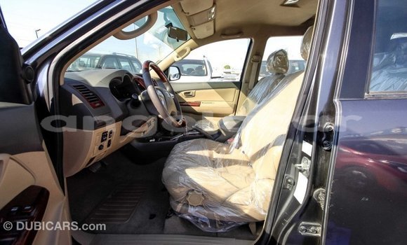 Comprar Importar Toyota Fortuner Outro Carro em Import - Dubai em Bengo Province Comprar Importar Toyota Fortuner Outro Carro em Import - Dubai em Bengo Province