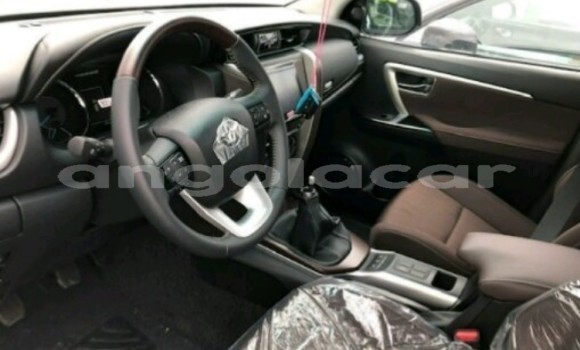 Comprar Novo Toyota Fortuner Branco Carro em Luanda em Luanda Province Comprar Novo Toyota Fortuner Branco Carro em Luanda em Luanda Province