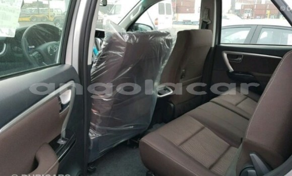 Comprar Novo Toyota Fortuner Branco Carro em Luanda em Luanda Province Comprar Novo Toyota Fortuner Branco Carro em Luanda em Luanda Province