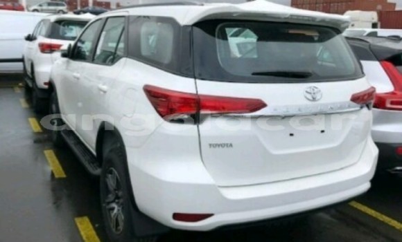 Comprar Novo Toyota Fortuner Branco Carro em Luanda em Luanda Province Comprar Novo Toyota Fortuner Branco Carro em Luanda em Luanda Province