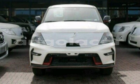 Buy New Nissan Patrol White Car in Luanda in Luanda Province Buy New Nissan Patrol White Car in Luanda in Luanda Province
