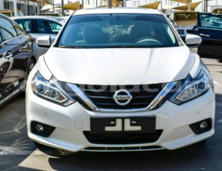 Big with watermark nissan altima luanda province luanda 4772