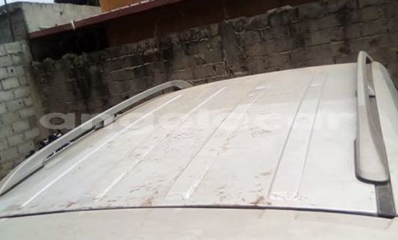 Comprar Usado Chevrolet Captiva Prata Carro em Luanda em Luanda Province Comprar Usado Chevrolet Captiva Prata Carro em Luanda em Luanda Province