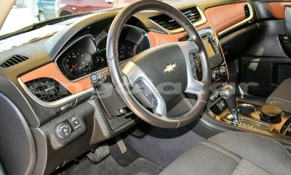 Buy New Chevrolet Traverse White Car in Luanda in Luanda Province Buy New Chevrolet Traverse White Car in Luanda in Luanda Province