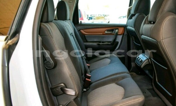Buy New Chevrolet Traverse White Car in Luanda in Luanda Province Buy New Chevrolet Traverse White Car in Luanda in Luanda Province