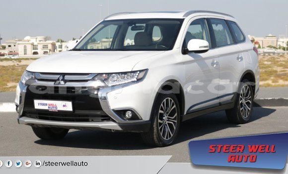 Buy Import Mitsubishi Outlander White Car in Import - Dubai in Bengo Province Buy Import Mitsubishi Outlander White Car in Import - Dubai in Bengo Province