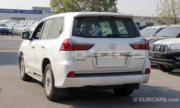Comprar Importar Lexus LX Branco Carro em Import - Dubai em Bengo Province Comprar Importar Lexus LX Branco Carro em Import - Dubai em Bengo Province