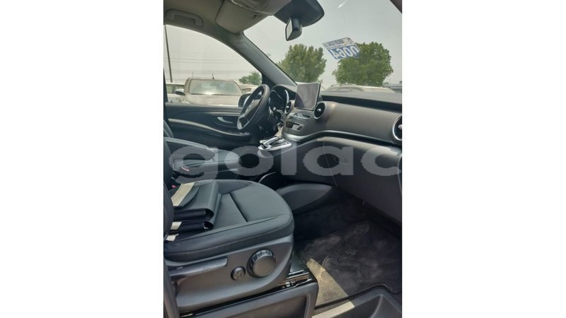 Big with watermark mercedes benz 250 bengo province import dubai 4818