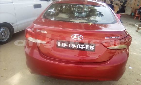 Comprar Usado Hyundai Elantra Vermelho Carro em Luanda em Luanda Province Comprar Usado Hyundai Elantra Vermelho Carro em Luanda em Luanda Province