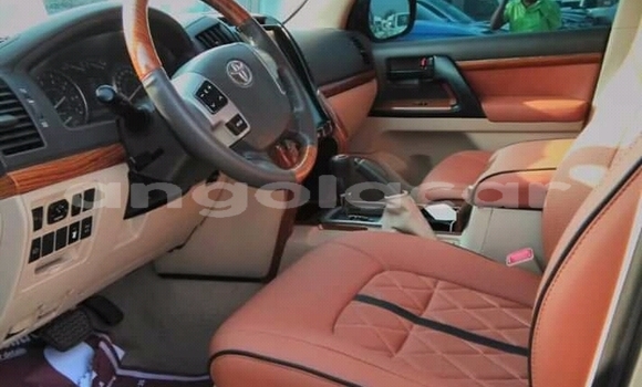 Comprar Novo Toyota Prado Outro Carro em Luanda em Luanda Province Comprar Novo Toyota Prado Outro Carro em Luanda em Luanda Province