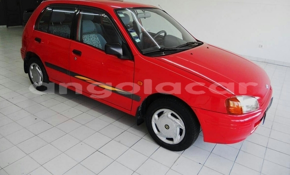 Comprar Novo Toyota Starlet Vermelho Carro em Luanda em Luanda Province Comprar Novo Toyota Starlet Vermelho Carro em Luanda em Luanda Province