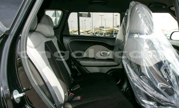 Acheter Neuf Voiture Kia Soul Noir à Luanda, Province de Luanda Acheter Neuf Voiture Kia Soul Noir à Luanda, Province de Luanda