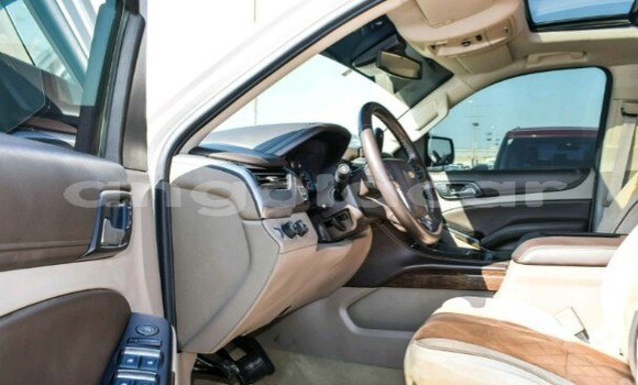 Acheter Neuf Voiture Chevrolet Tahoe Blanc à Luanda, Province de Luanda Acheter Neuf Voiture Chevrolet Tahoe Blanc à Luanda, Province de Luanda