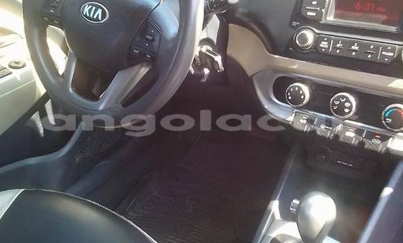 Comprar Usado Kia Sephia Preto Carro em Luanda em Luanda Province Comprar Usado Kia Sephia Preto Carro em Luanda em Luanda Province